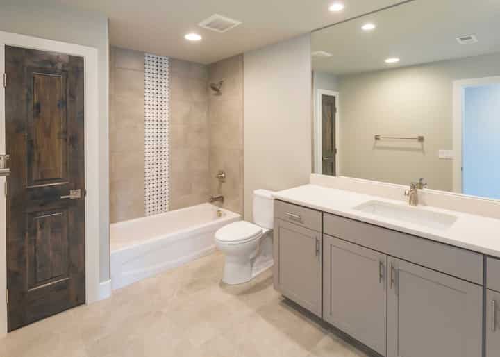 professional bathroom remodel Beverly Hills, CA